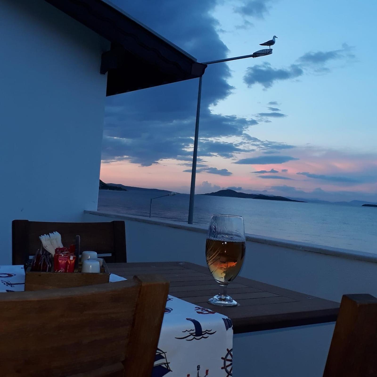 Yakamoz Otel Urla Ngoại thất bức ảnh